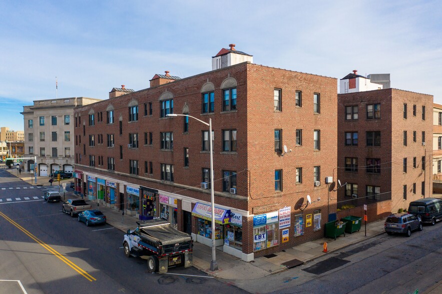 130-146 Garrett Rd, Upper Darby, PA for sale - Building Photo - Image 1 of 1