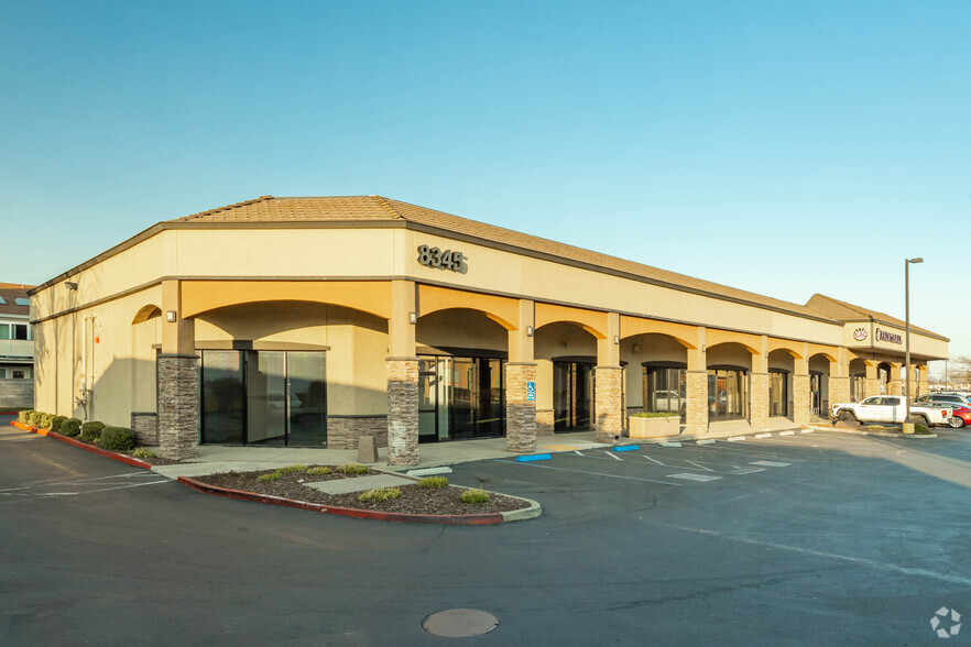 8363-8383 Folsom Blvd, Sacramento, CA for rent - Building Photo - Image 1 of 12