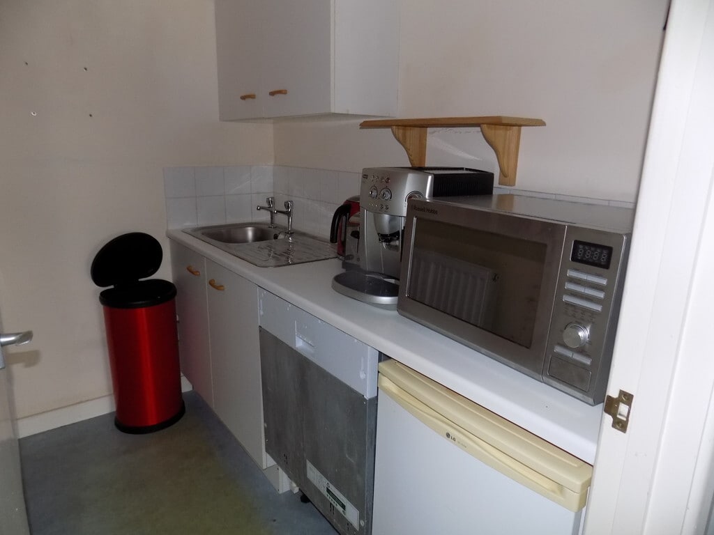 High St, Battle to rent Interior Photo- Image 1 of 3