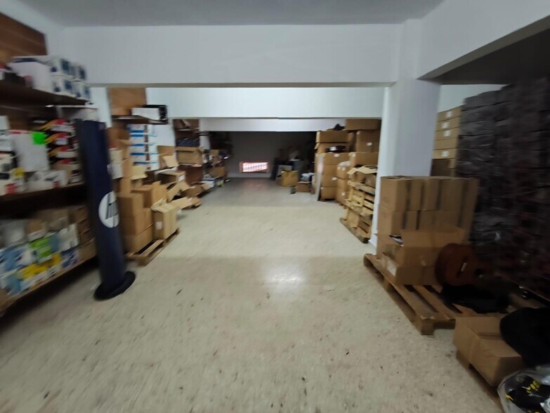 Retail in Cáceres, Cáceres for sale - Interior Photo - Image 1 of 4