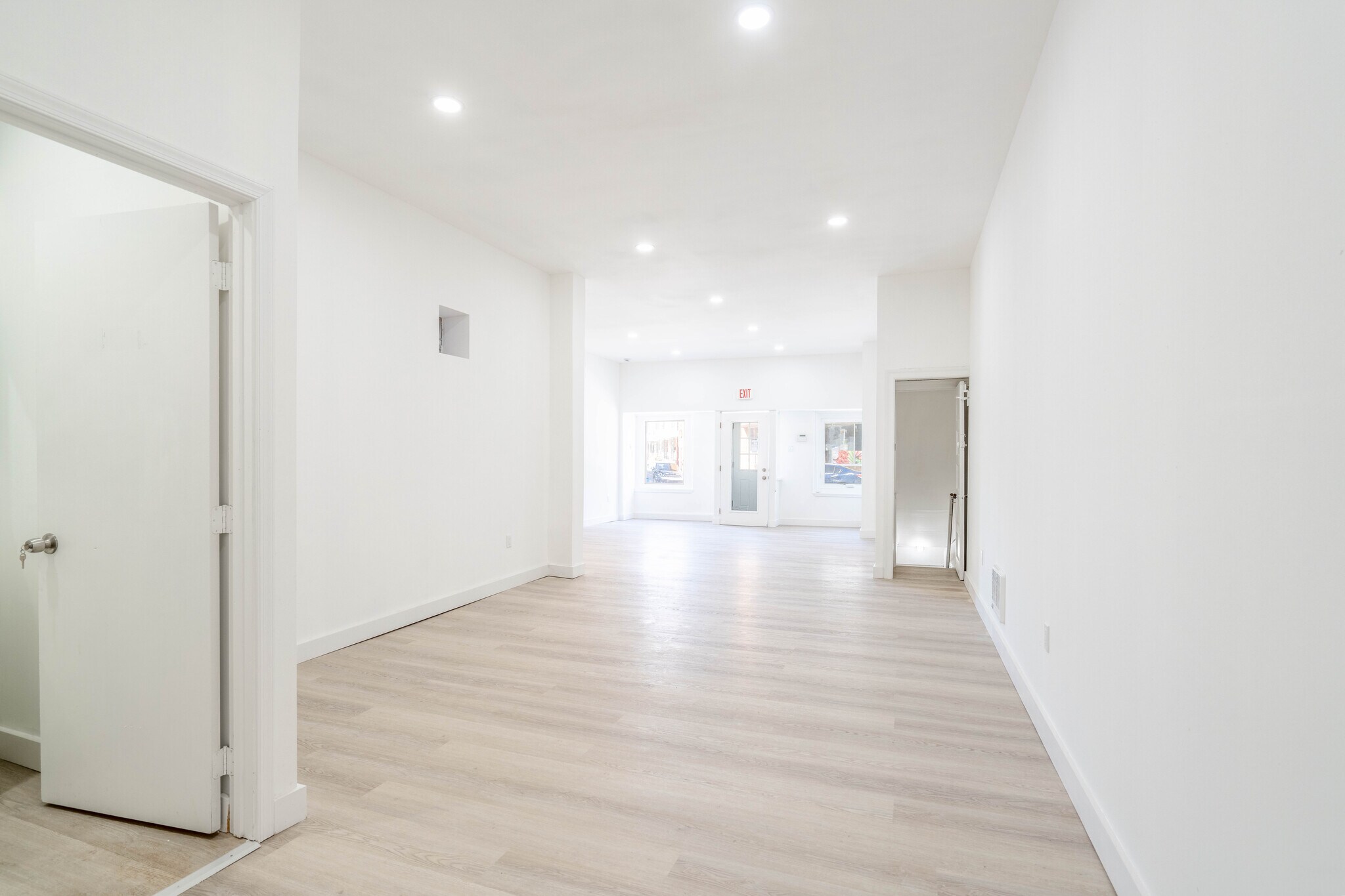 6319 Germantown Ave, Philadelphia, PA for sale Interior Photo- Image 1 of 1