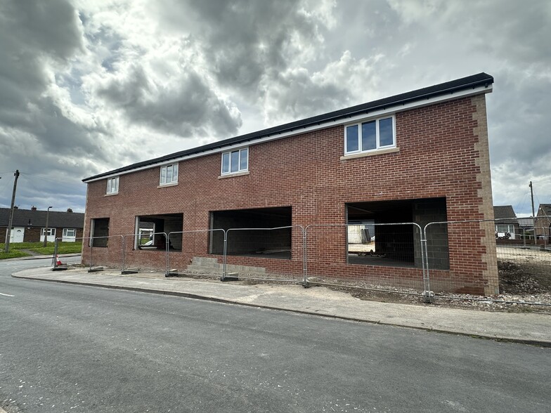 10 High St, Barnsley for rent - Building Photo - Image 3 of 4