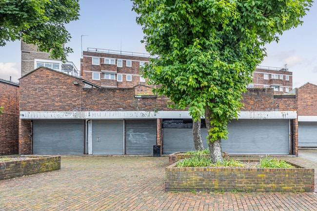 More details for 3A Brayford Sq, London - Retail to Rent