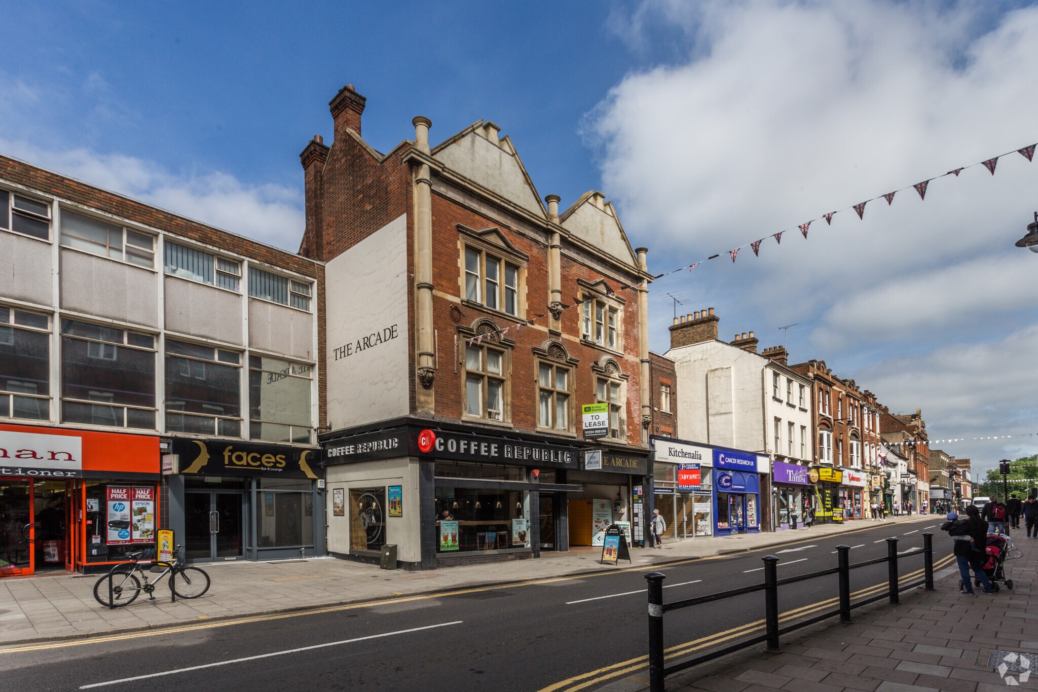 68 High St, Bedford for sale Building Photo- Image 1 of 1