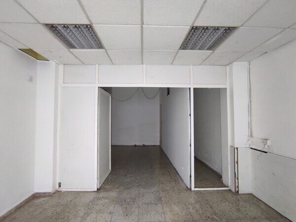 L'Hospitalet de Llobregat, BAR 08902 - Unit 01 - - Interior Photo - Image 2 of 7