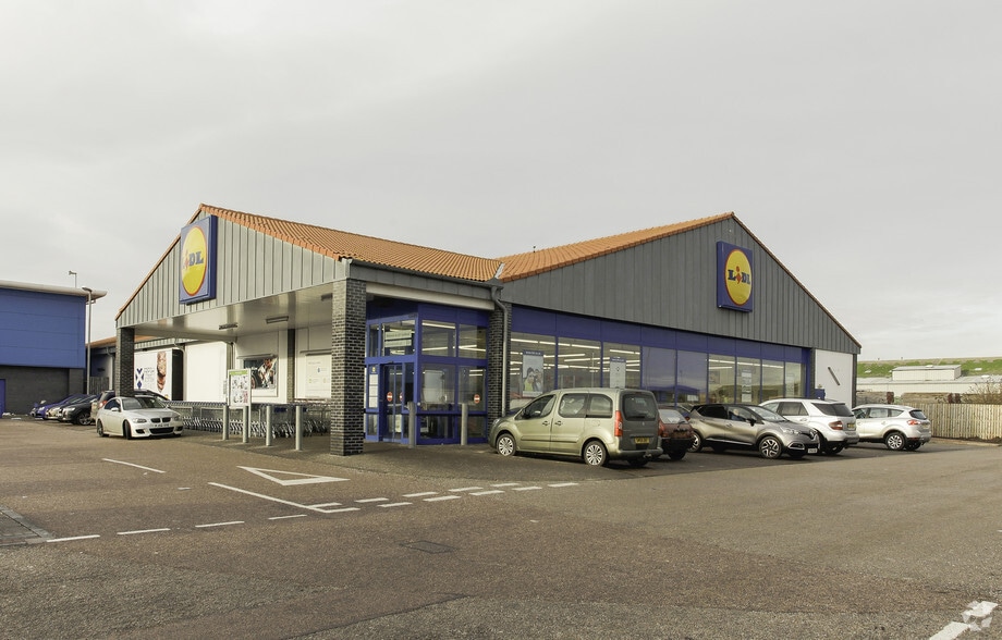 South Harbour Rd, Fraserburgh for sale - Primary Photo - Image 1 of 3