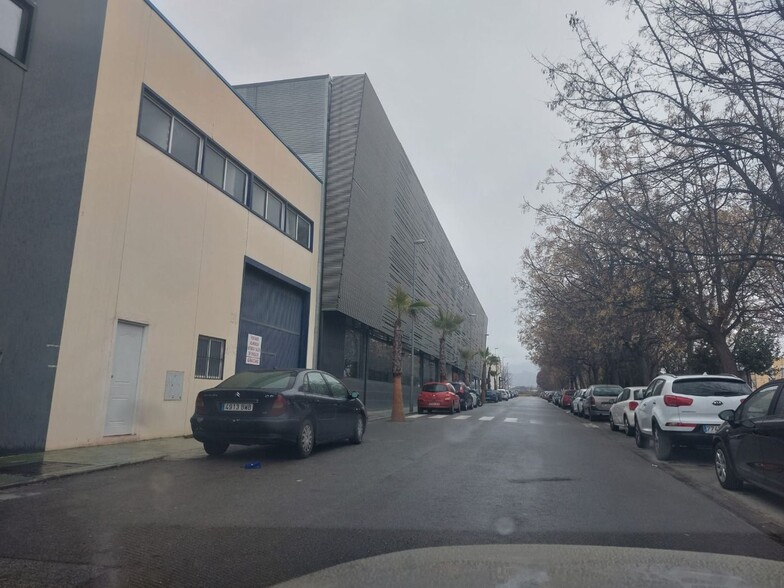 Office in Atarfe to rent - Building Photo - Image 2 of 39