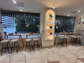 Retail in Madrid, Madrid to rent Interior Photo- Image 2 of 13