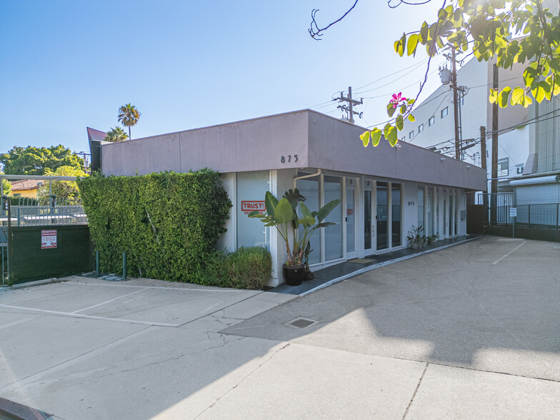 875 Westbourne Dr, West Hollywood, CA for sale - Building Photo - Image 1 of 1