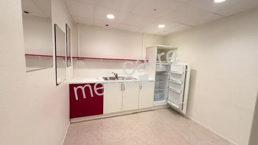 Office in Nantes to rent - Interior Photo - Image 3 of 4