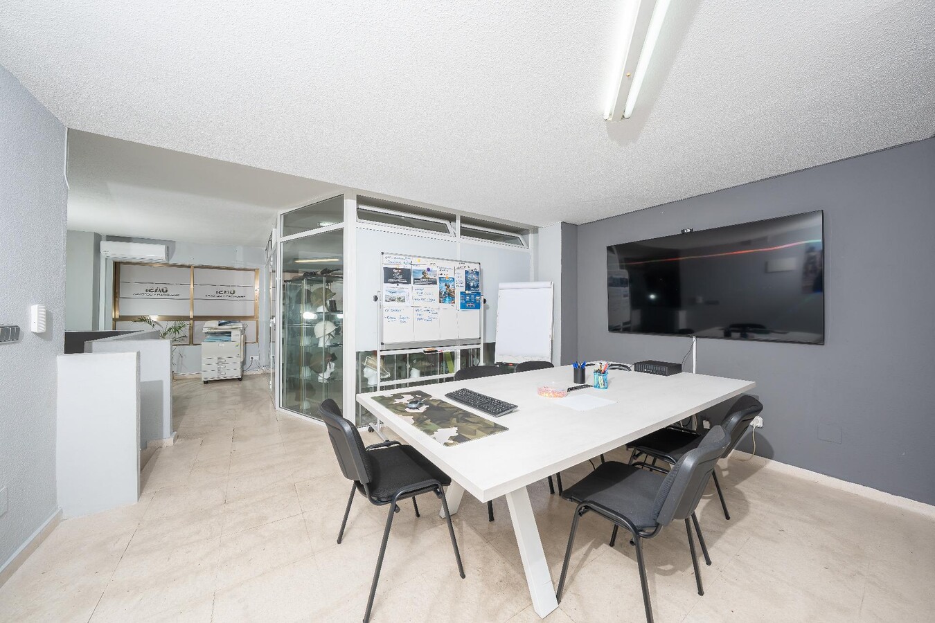 Alicante, ALI 03012 - Unit 1 - - Interior Photo - Image 1 of 9