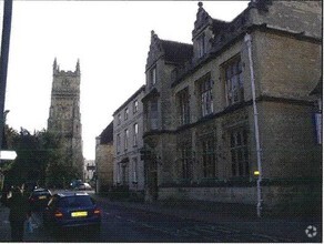 15 Gosditch St, Cirencester to rent Primary Photo- Image 1 of 4