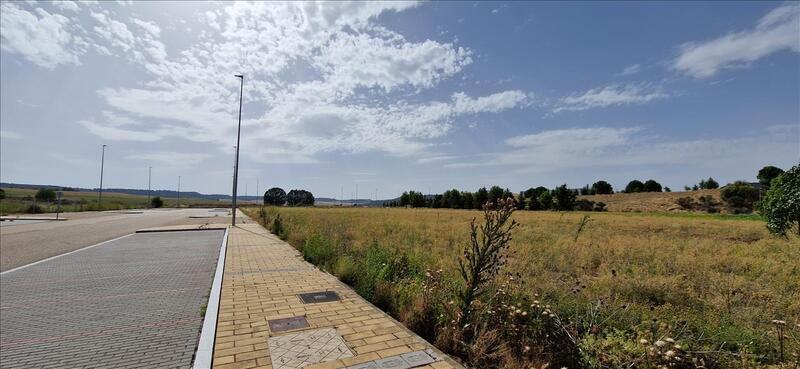 Carretera de Burgos Portugal, 33, Simancas, Valladolid for sale - Primary Photo - Image 2 of 25