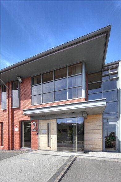 Gardner Rd, Maidenhead for sale - Building Photo - Image 1 of 1