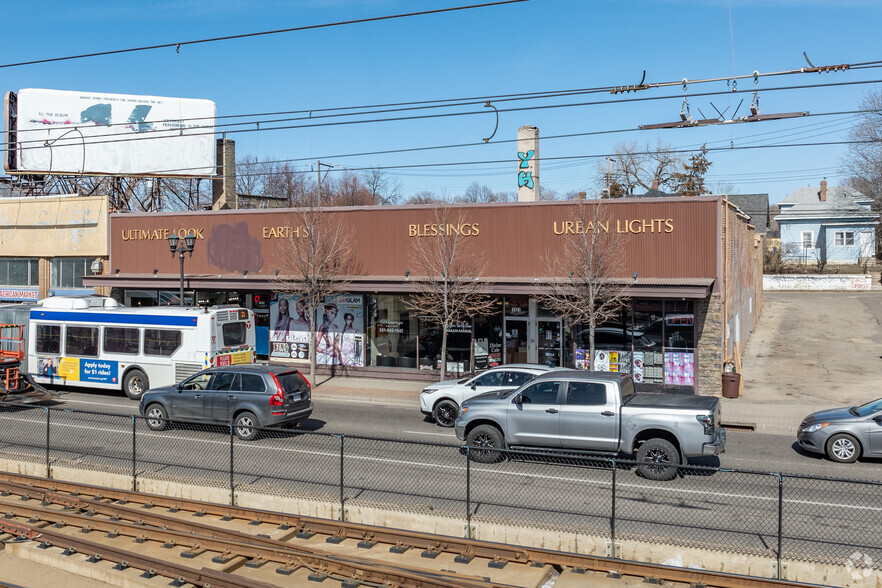 1451-1455 W University Ave, Saint Paul, MN for rent - Primary Photo - Image 3 of 3