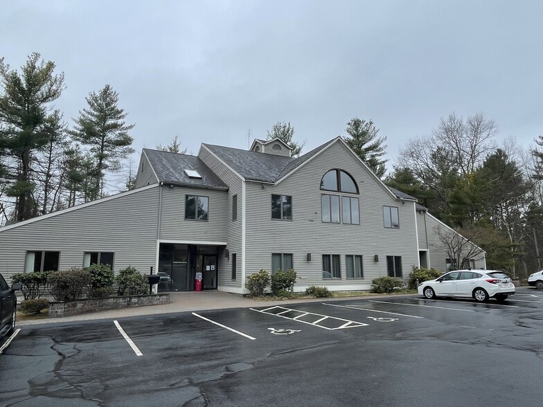 1000 Main St, Acton, MA for rent - Building Photo - Image 2 of 13