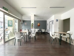 Retail in Roses, Gerona to rent Interior Photo- Image 2 of 27