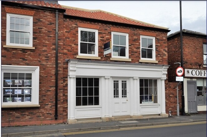 92 King St, Thorne for sale - Primary Photo - Image 1 of 1