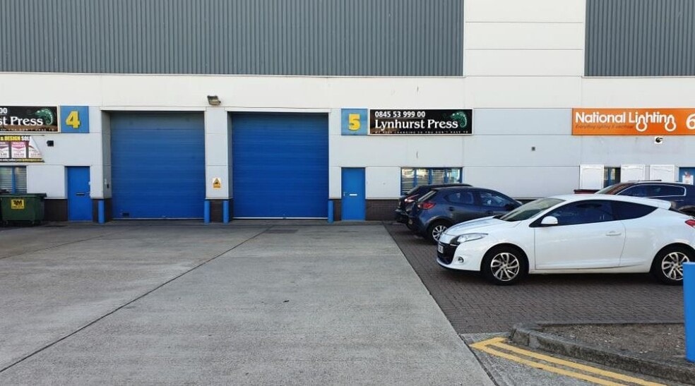 Unit 5 Miles Gray Rd, Basildon for sale - Primary Photo - Image 1 of 1