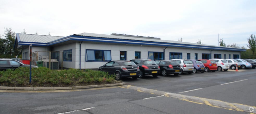 Futura Park, Bolton to rent - Building Photo - Image 2 of 14