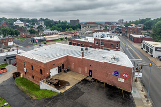 1302 Frederick Ave, Saint Joseph, MO for rent Building Photo- Image 1 of 69