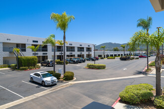 800 Los Vallecitos Blvd, San Marcos, CA for rent Building Photo- Image 1 of 2