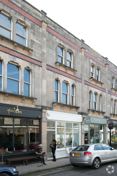 11 King's Rd, Bristol to rent - Building Photo - Image 2 of 2