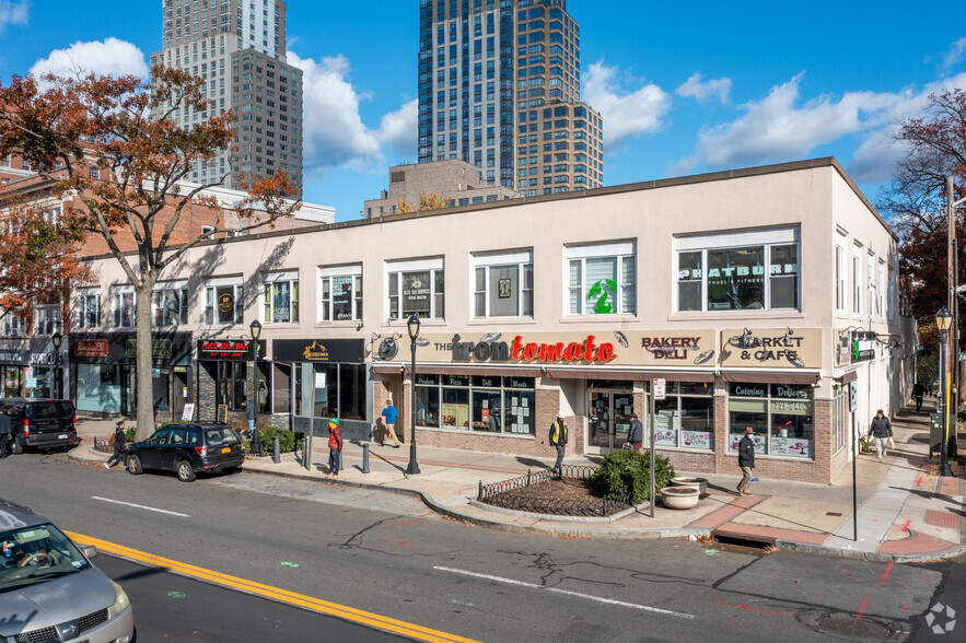 43-61 Mamaroneck Ave, White Plains, NY for sale - Building Photo - Image 1 of 1