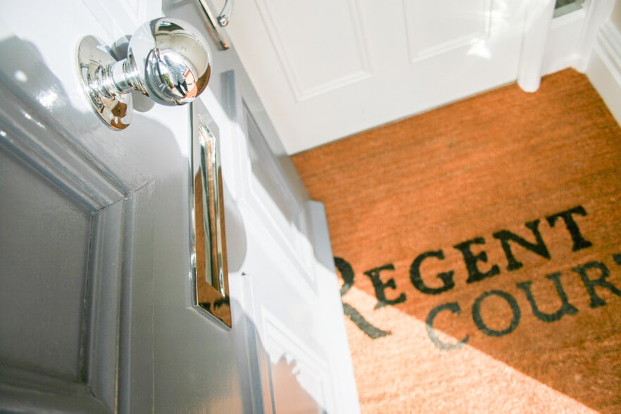 Regent Pl, Rugby to rent - Building Photo - Image 2 of 8