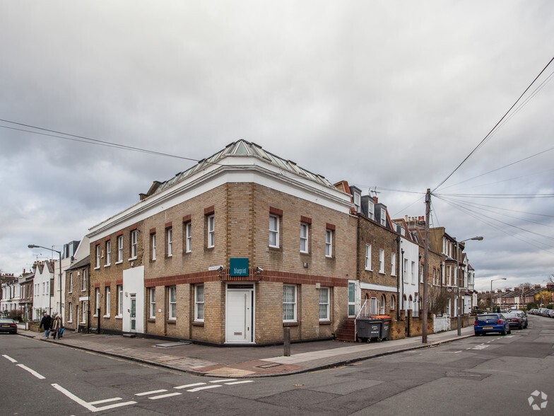 123 Disraeli Rd, London for rent - Primary Photo - Image 1 of 3