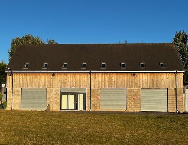 Station Road, Melbourne to rent Building Photo- Image 1 of 13