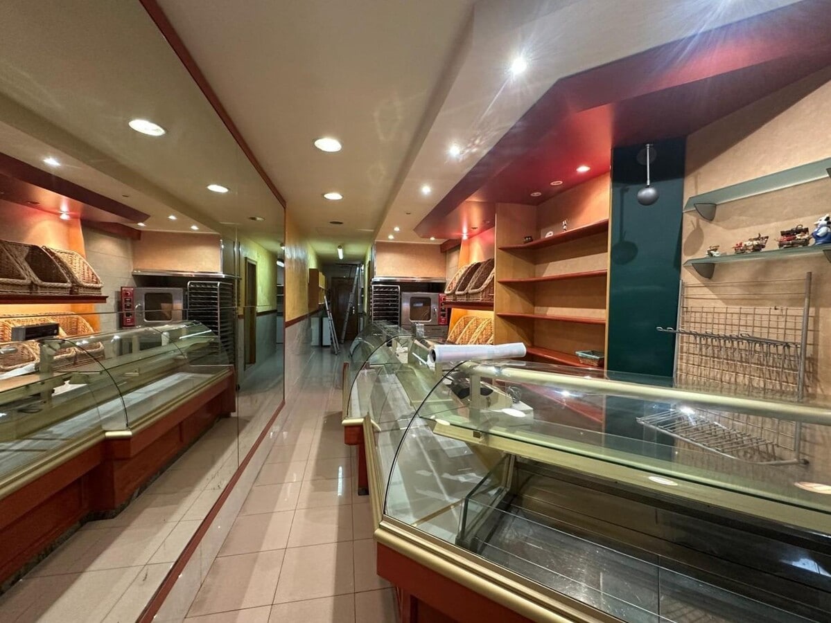 Santa Coloma de Gramenet, BAR 08922 - - - Interior Photo - Image 2 of 11