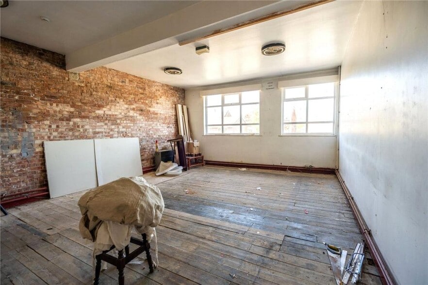 Albion St, Grimsby for sale - Interior Photo - Image 3 of 8