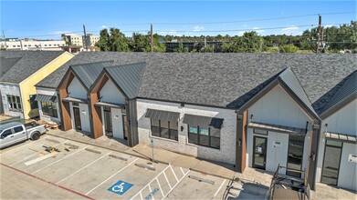 1325 Main St, Katy, TX for rent Building Photo- Image 1 of 14