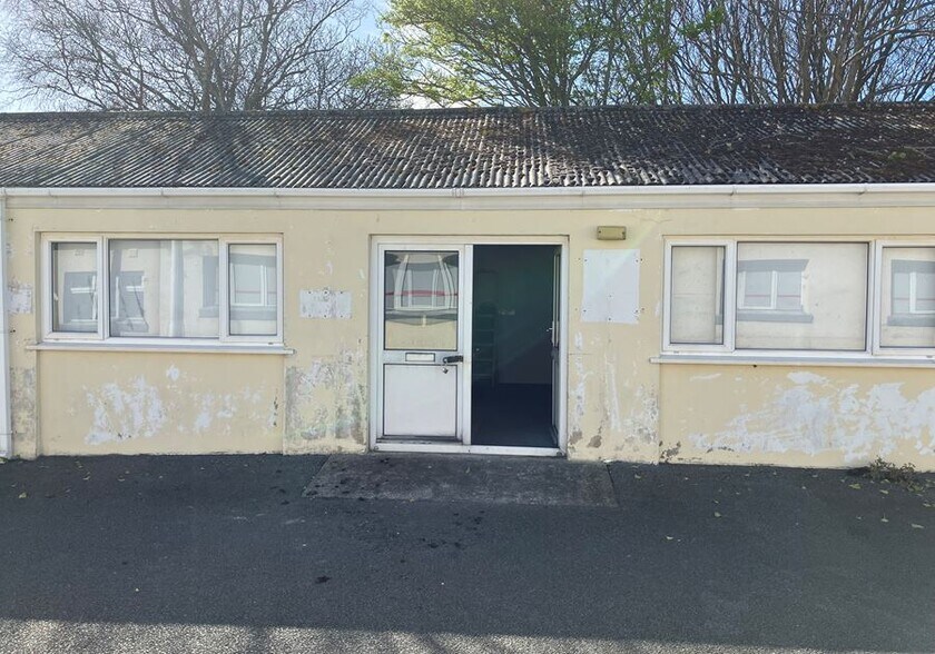 Les Grippios, Guernsey to rent - Building Photo - Image 3 of 6