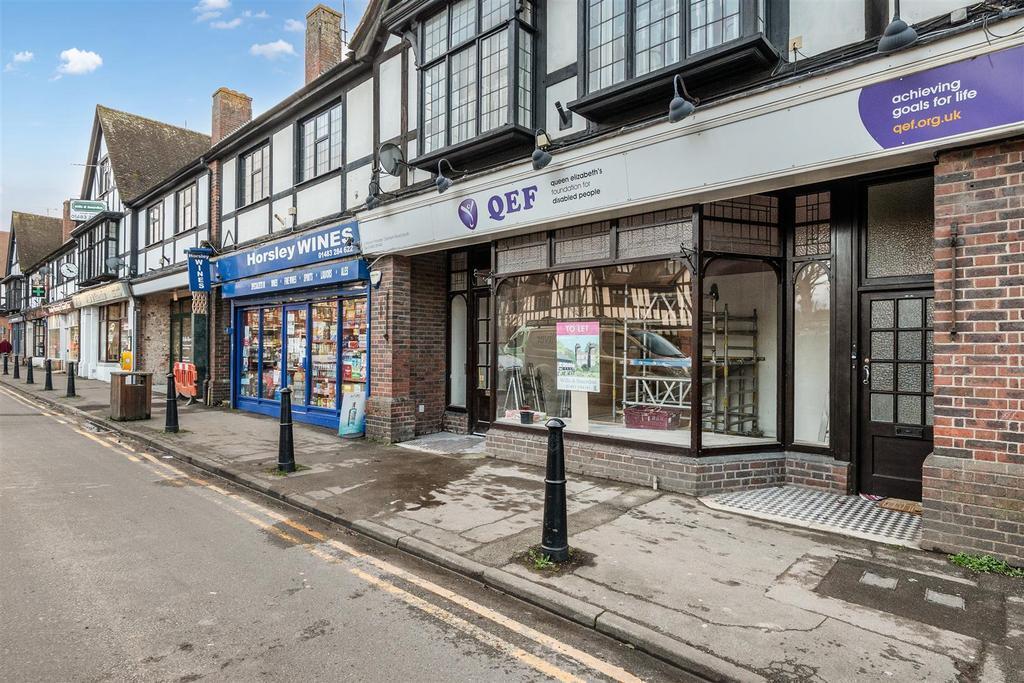 3 Station Parade, East Horsley to rent Building Photo- Image 1 of 5