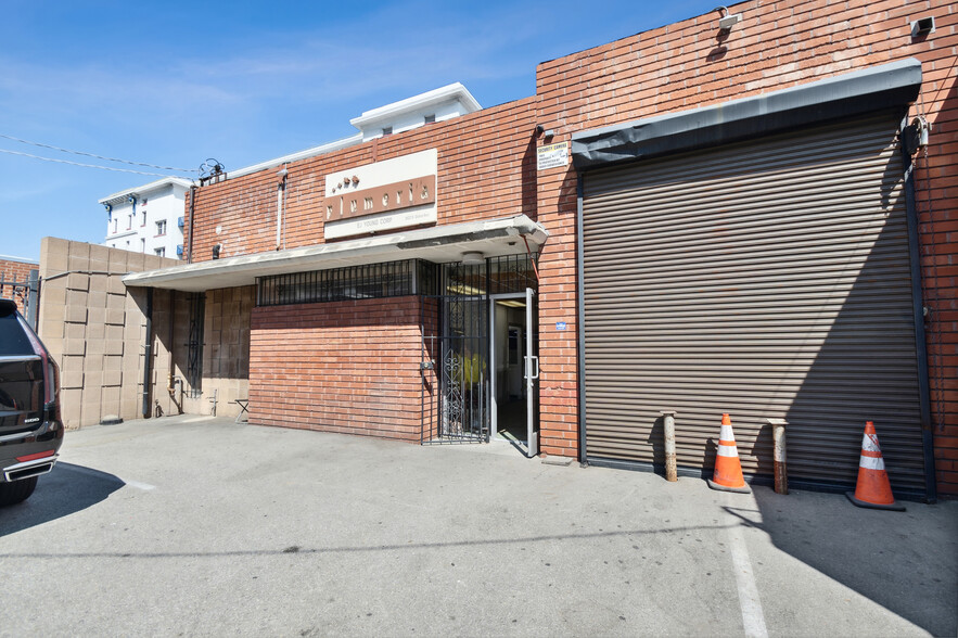 2622 S Grand Ave, Los Angeles, CA for sale - Building Photo - Image 1 of 1