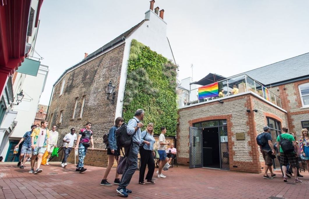 Hanningtons Ln, Brighton for sale Primary Photo- Image 1 of 2