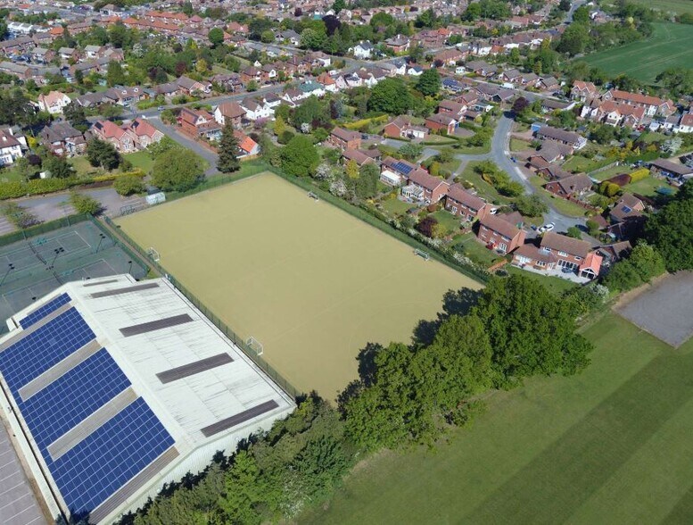 Henley Rd, Ipswich for sale - Primary Photo - Image 1 of 1