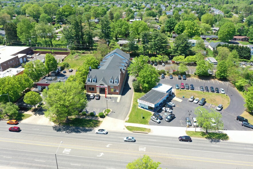 310 Broadview Ave, Warrenton, VA for sale - Primary Photo - Image 1 of 1