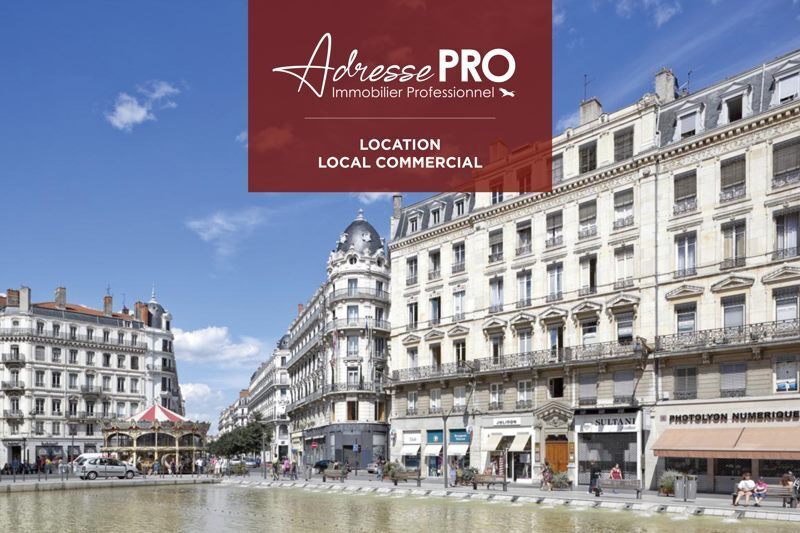 Retail in Oullins to rent Building Photo- Image 1 of 2