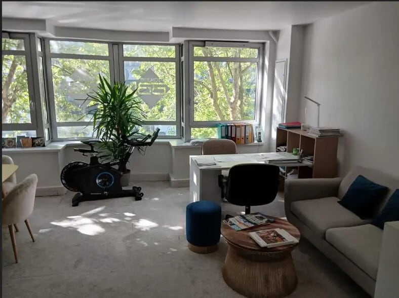 Avenue Du Général Leclerc, Boulogne-Billancourt to rent - Building Photo - Image 2 of 5