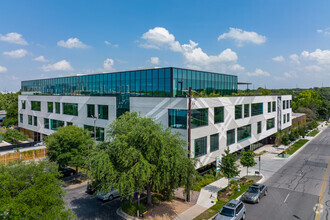 2043 S Lamar Blvd, Austin, TX for rent Building Photo- Image 1 of 13