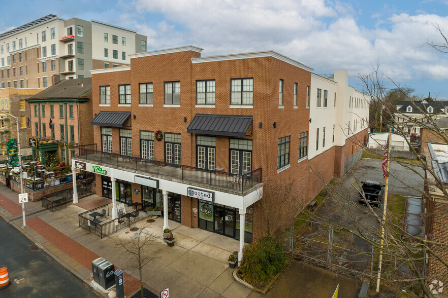 108 E Main St, Newark, DE for rent - Building Photo - Image 1 of 20