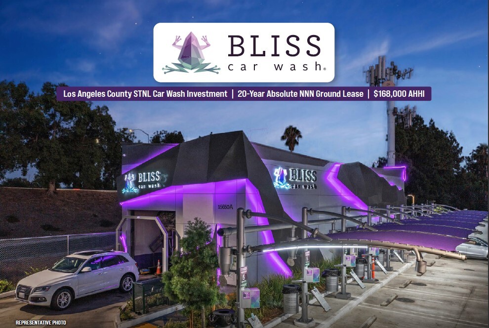 SWQ Copperhill Drive & Rio Norte Dr, Santa Clarita 91354 Bliss Car