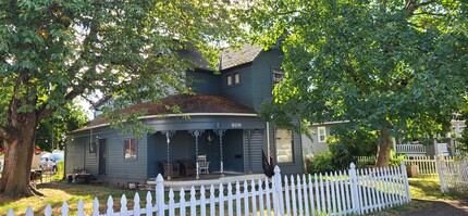 809 Cherry Ave, Sumner, WA for sale Primary Photo- Image 1 of 1