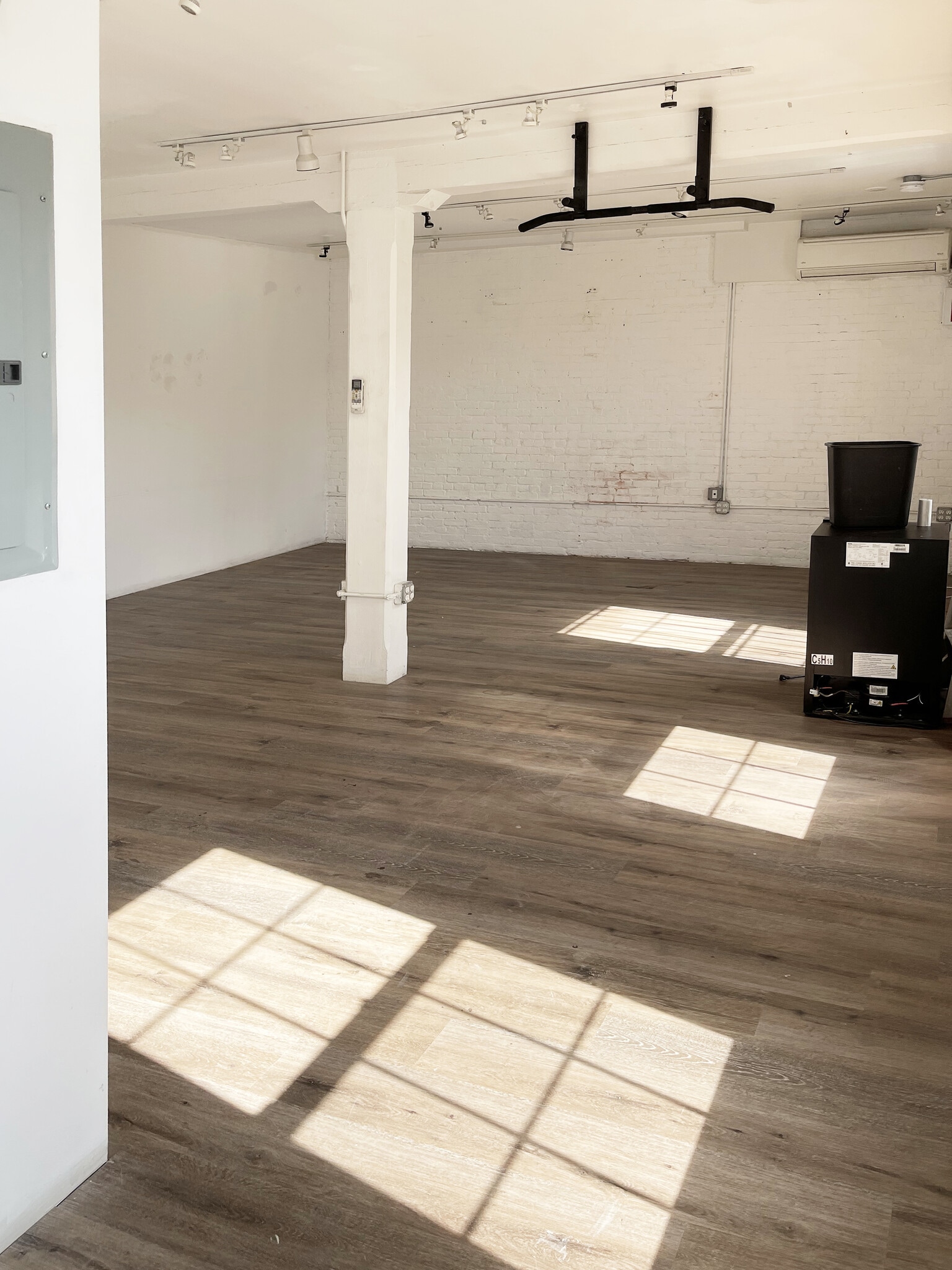 28 Marcy Ave, Brooklyn, NY to rent Interior Photo- Image 1 of 3