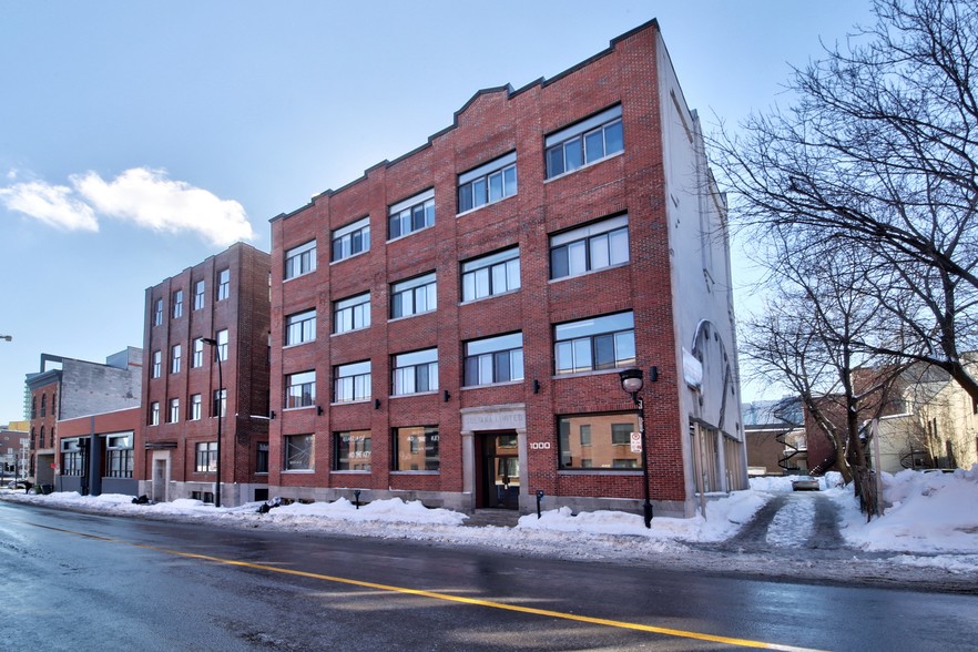 1000 Rue Atateken, Montréal, QC for sale - Primary Photo - Image 1 of 1