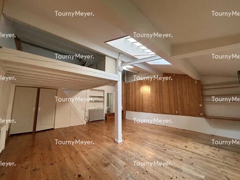 Office in Toulouse to rent - Building Photo - Image 2 of 5