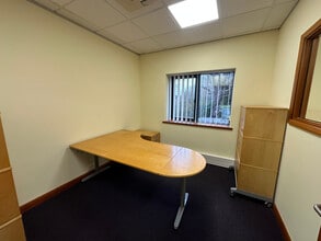 Salisbury Rd, Ringwood to rent Interior Photo- Image 1 of 4